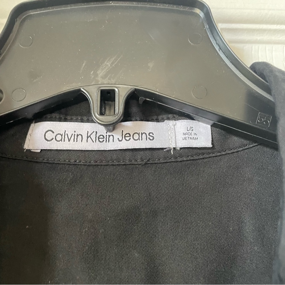 Calvin Klein button down - Picture 4 of 8